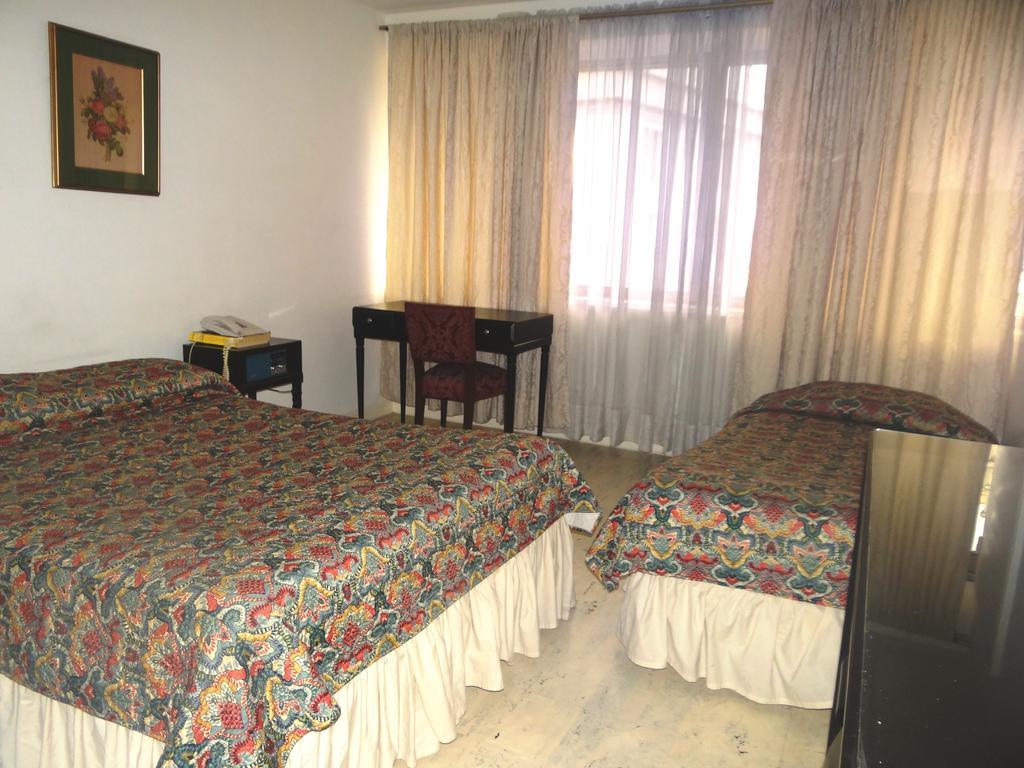 Hotel Nutibara Express Medellín Szoba fotó